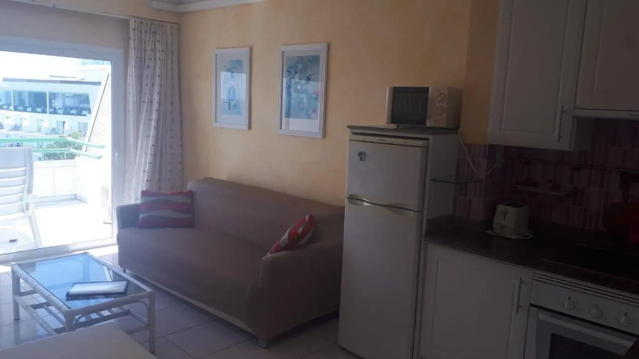 El Beril And Altamira Apartments 아데제 0*,